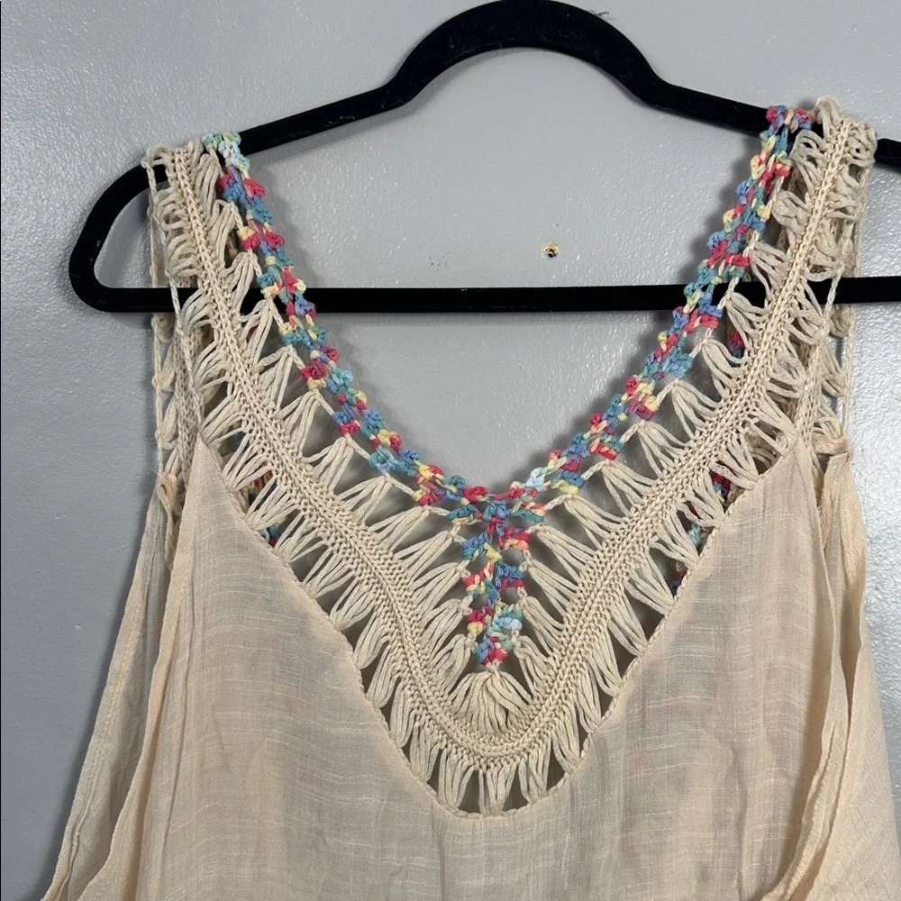 Boho Chic V-neck with crotchet and tassels Size XLarge